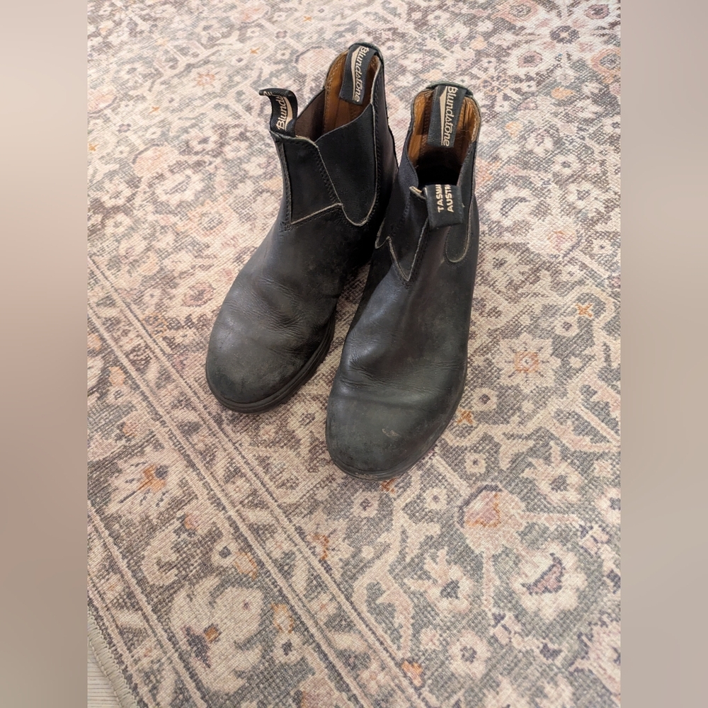 Blundstone Men's Dark Leather Chelsea Boots
